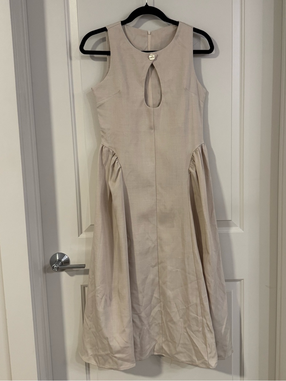 Commense Women’s Size Small Ivory Sleeveless Keyhole Maxi Dress - Picture 7 of 14